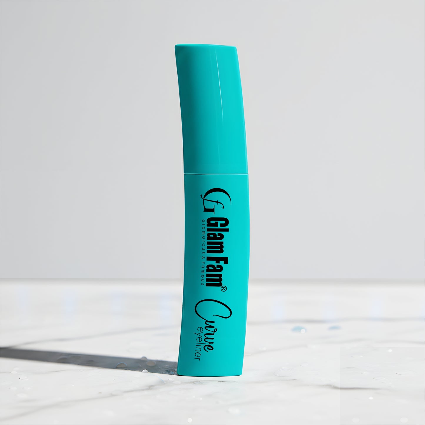 GlamFam Curve Eyeliner