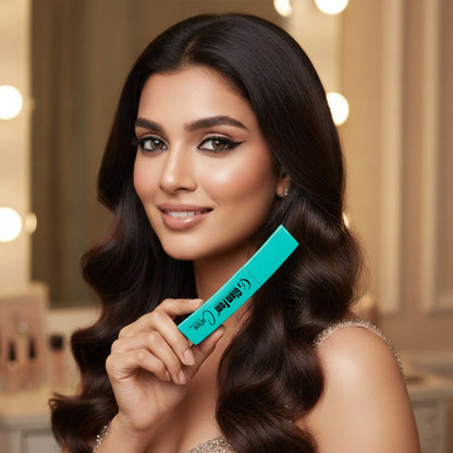 GlamFam Curve Eyeliner